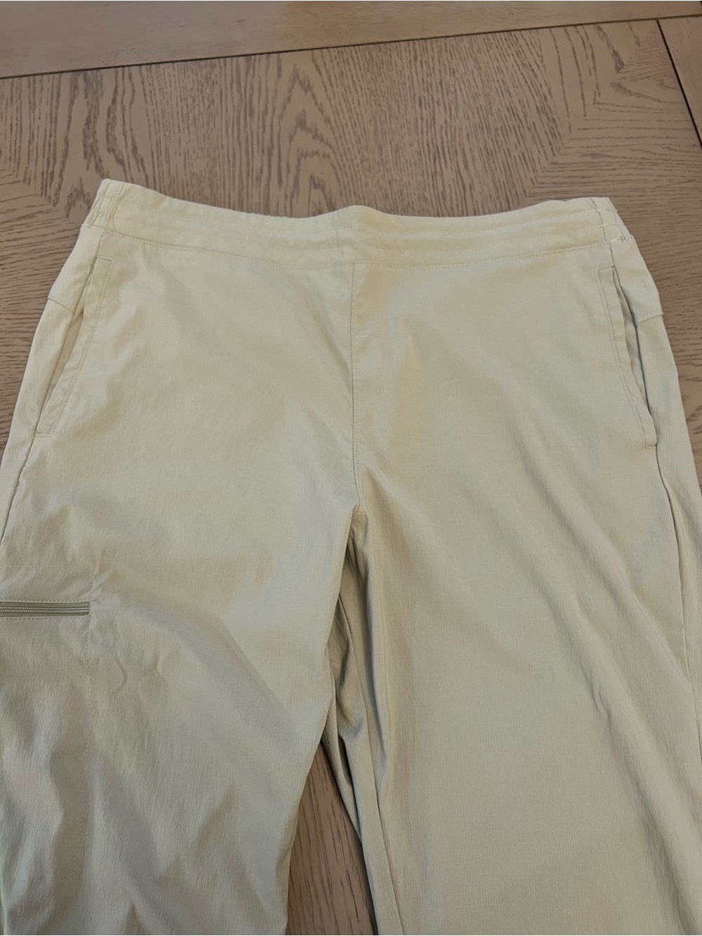 Columbia Women's Khaki Active Joggers XL - Picture 3 of 8